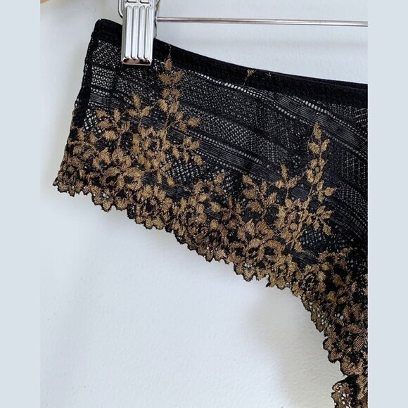 WACOAL Embrace Lace Tanga Black / Gold XL - Picture 5 of 13